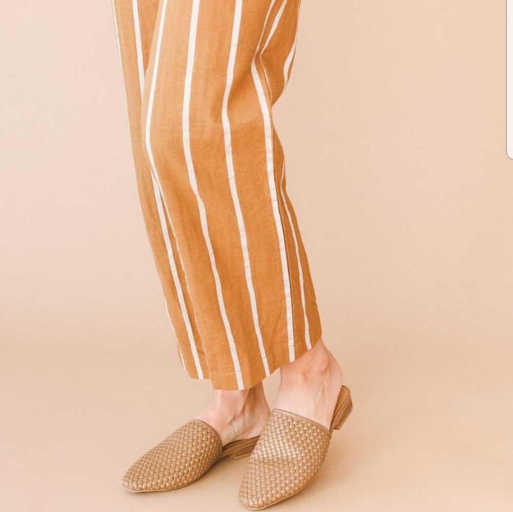 🚨LAST PAIR//The Clementine// Chestnut woven Flat - Picture 3 of 7